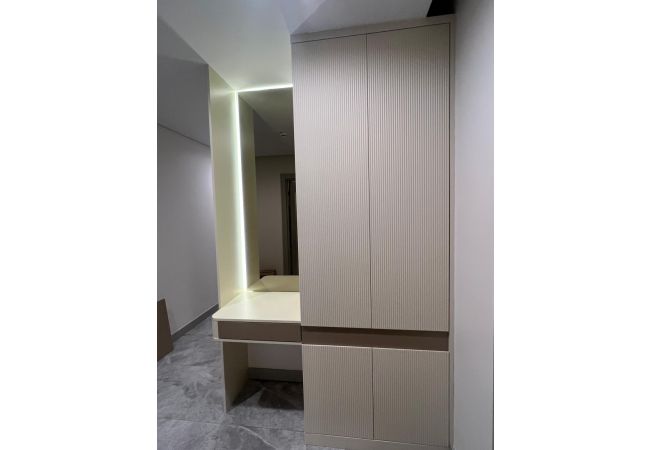 Aura Line Portmanto